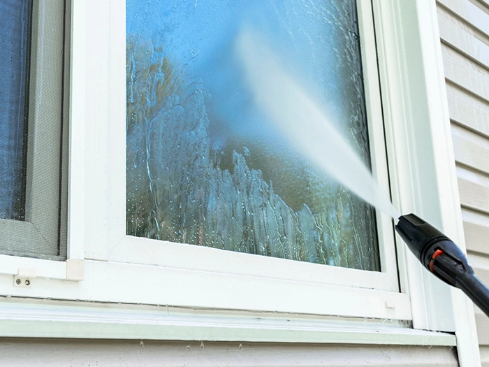 Affordable Window Washing Services in Lake Tapps​