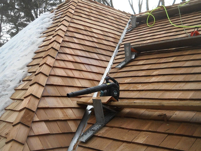 Reliable Cedar Roof Maintenance in Federal Way​